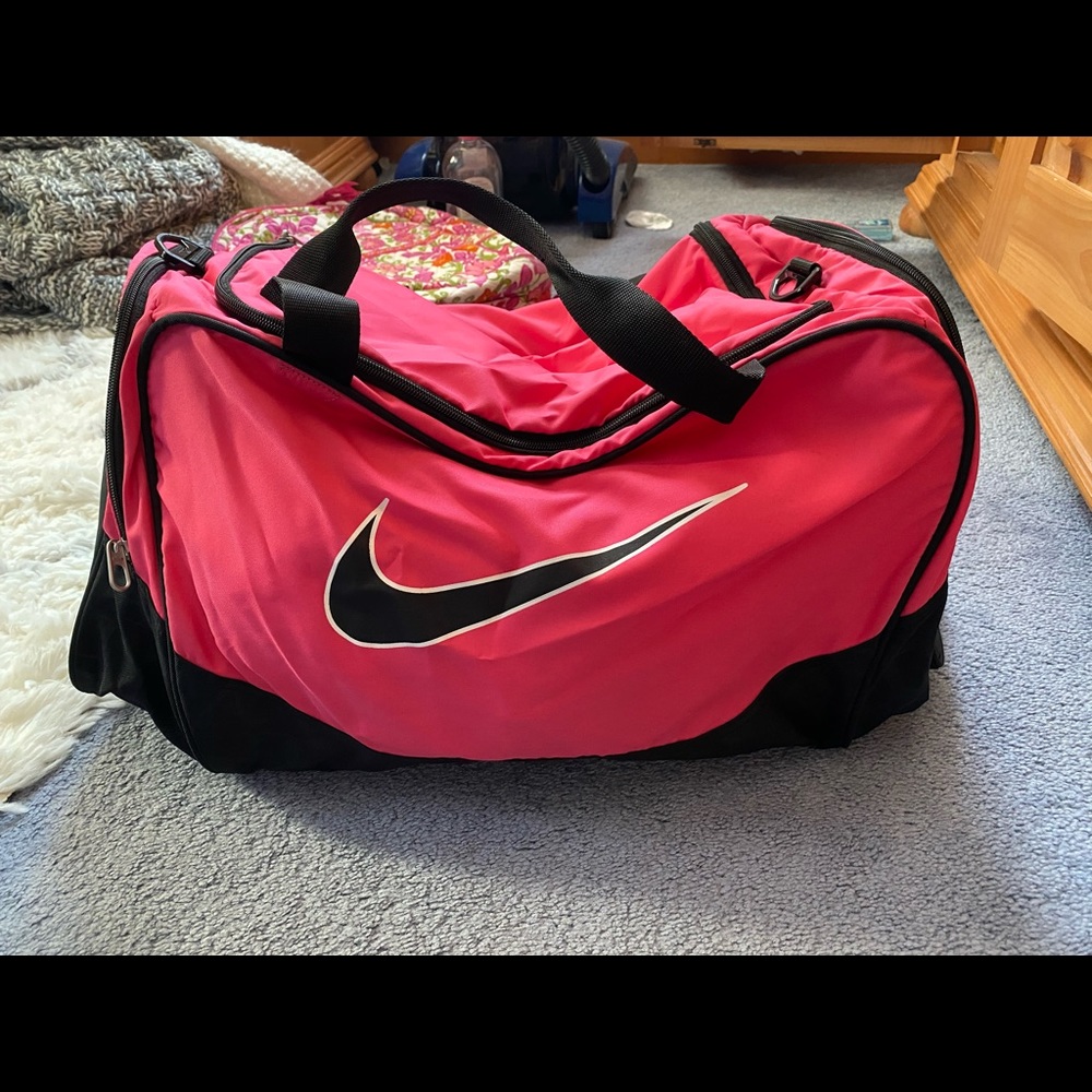 Pink and black nike duffle bag/ gym bag